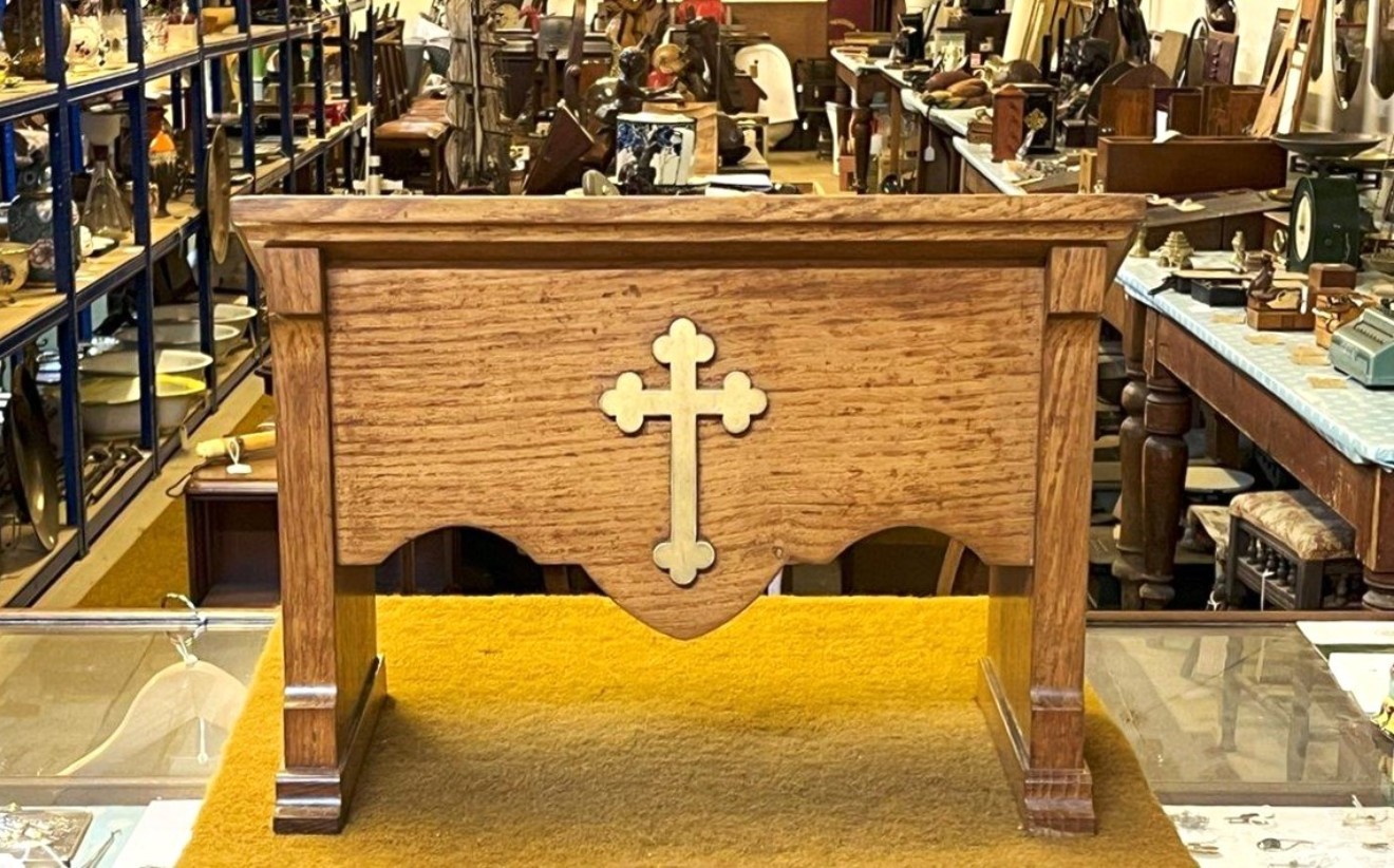 Vintage Scottish Oak Church Bible Stand / Book Rest