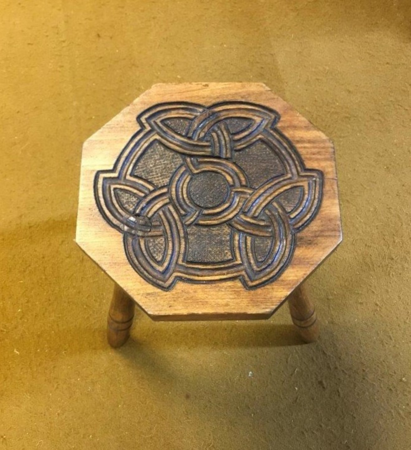 Vintage Signed Ben Setter Totnes Carved Oak Milking Stool