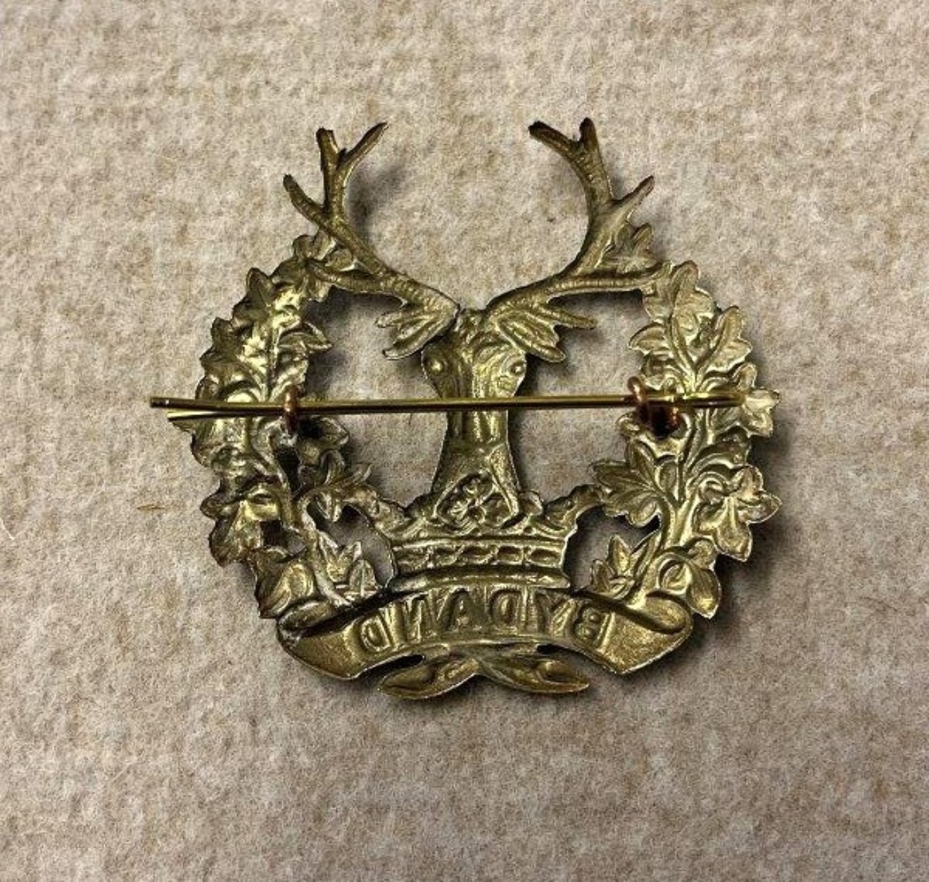 Gordon Highlanders "Bydand" Cap Badge