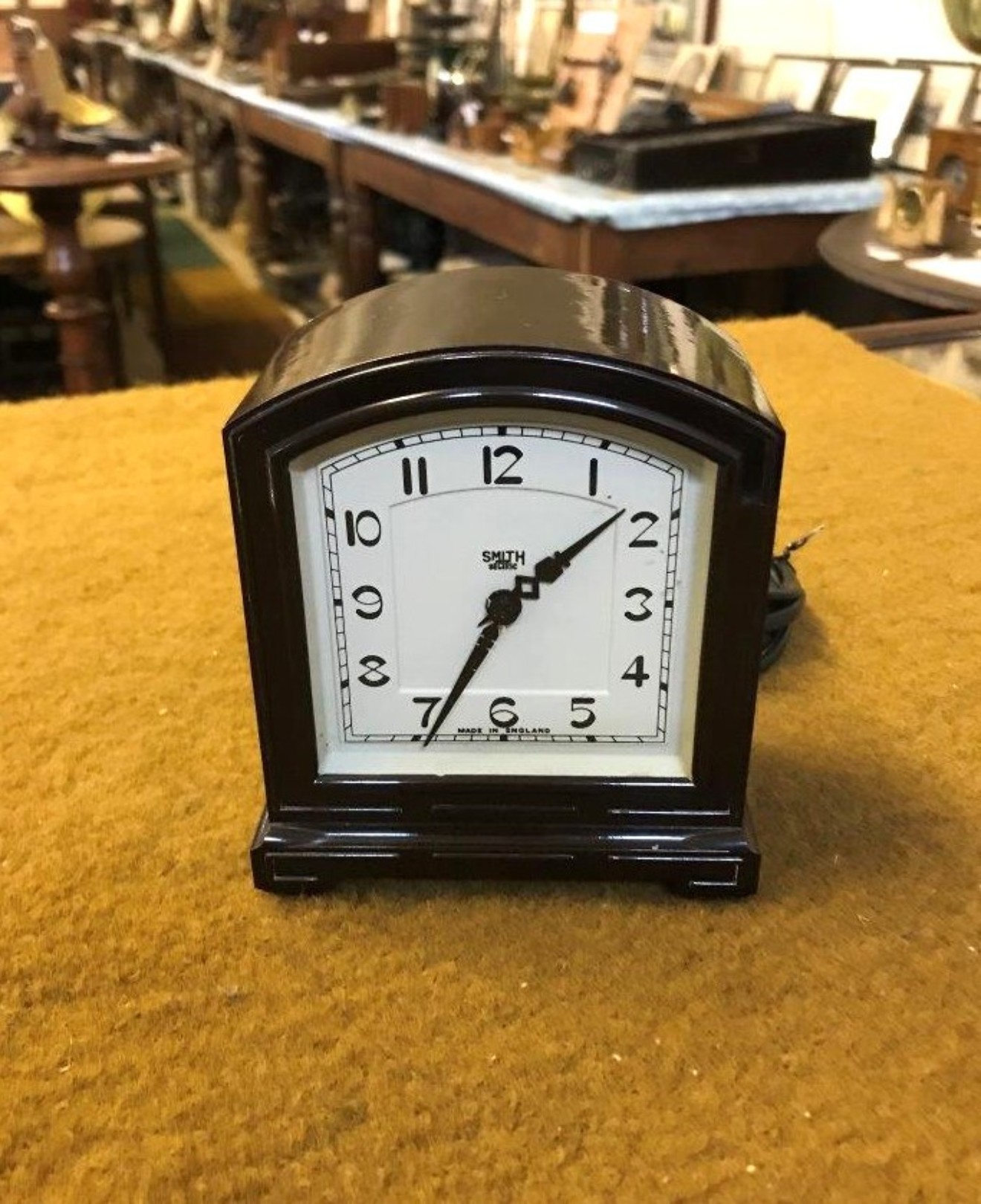 Vintage Smith Sectric Electric Bakelite Alarm Clock