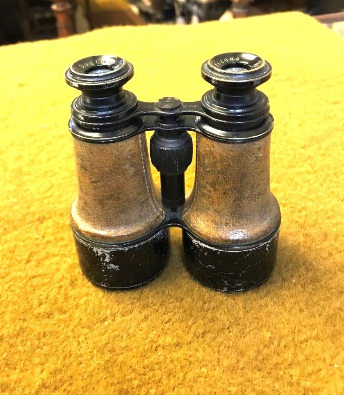 WW1 Military Binoculars Manufactured by Dollond London in a Leather Case Retailed by J Cripps London 1916, the Case is also Marked J Cubitt (presumably the owner)