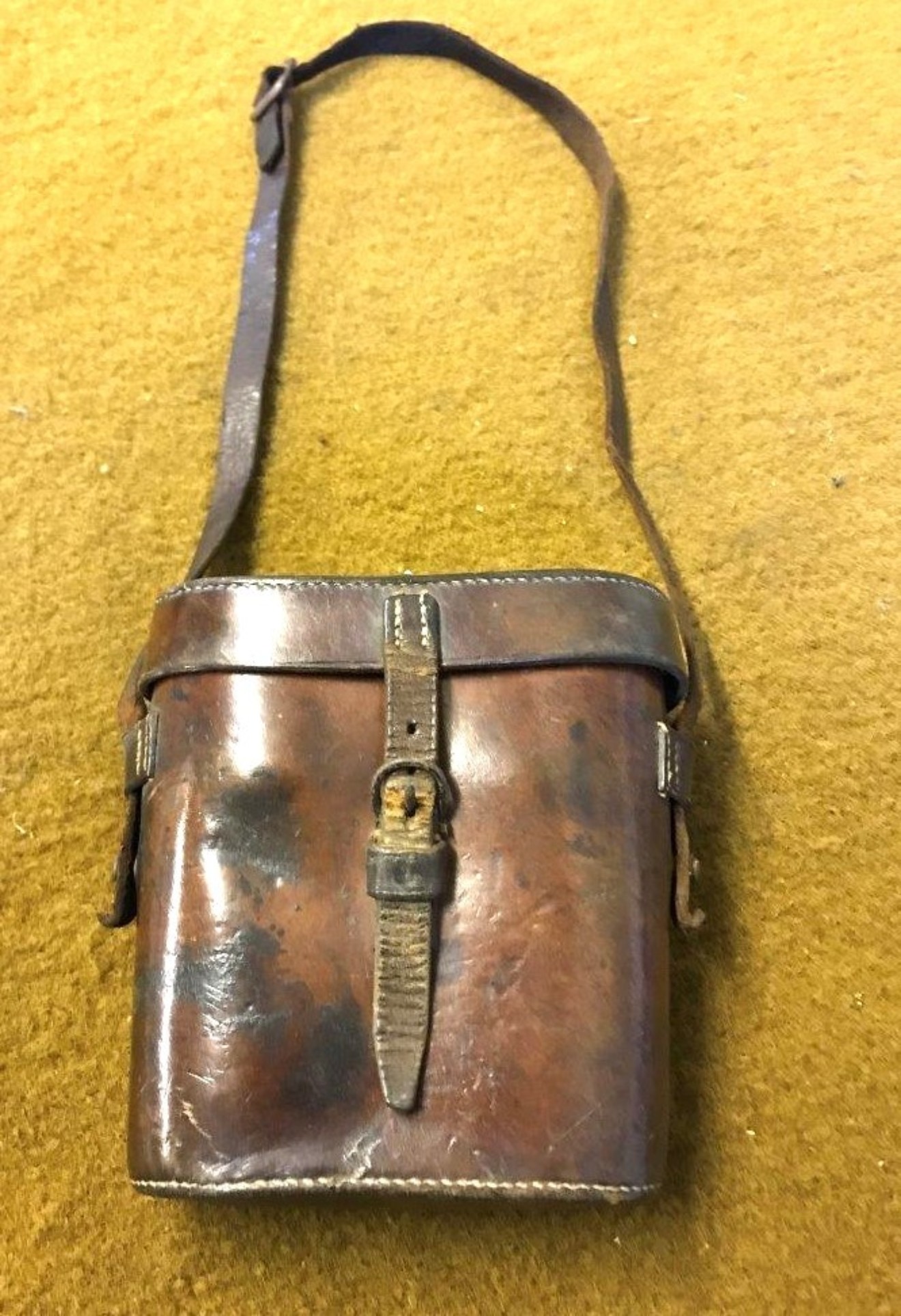 WW1 Military Binoculars Manufactured by Dollond London in a Leather Case Retailed by J Cripps London 1916, the Case is also Marked J Cubitt (presumably the owner)