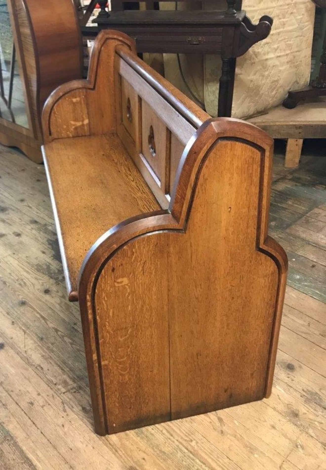 Victorian Solid Oak Church Pew with ﻿Gothic Trefoil Cutaways