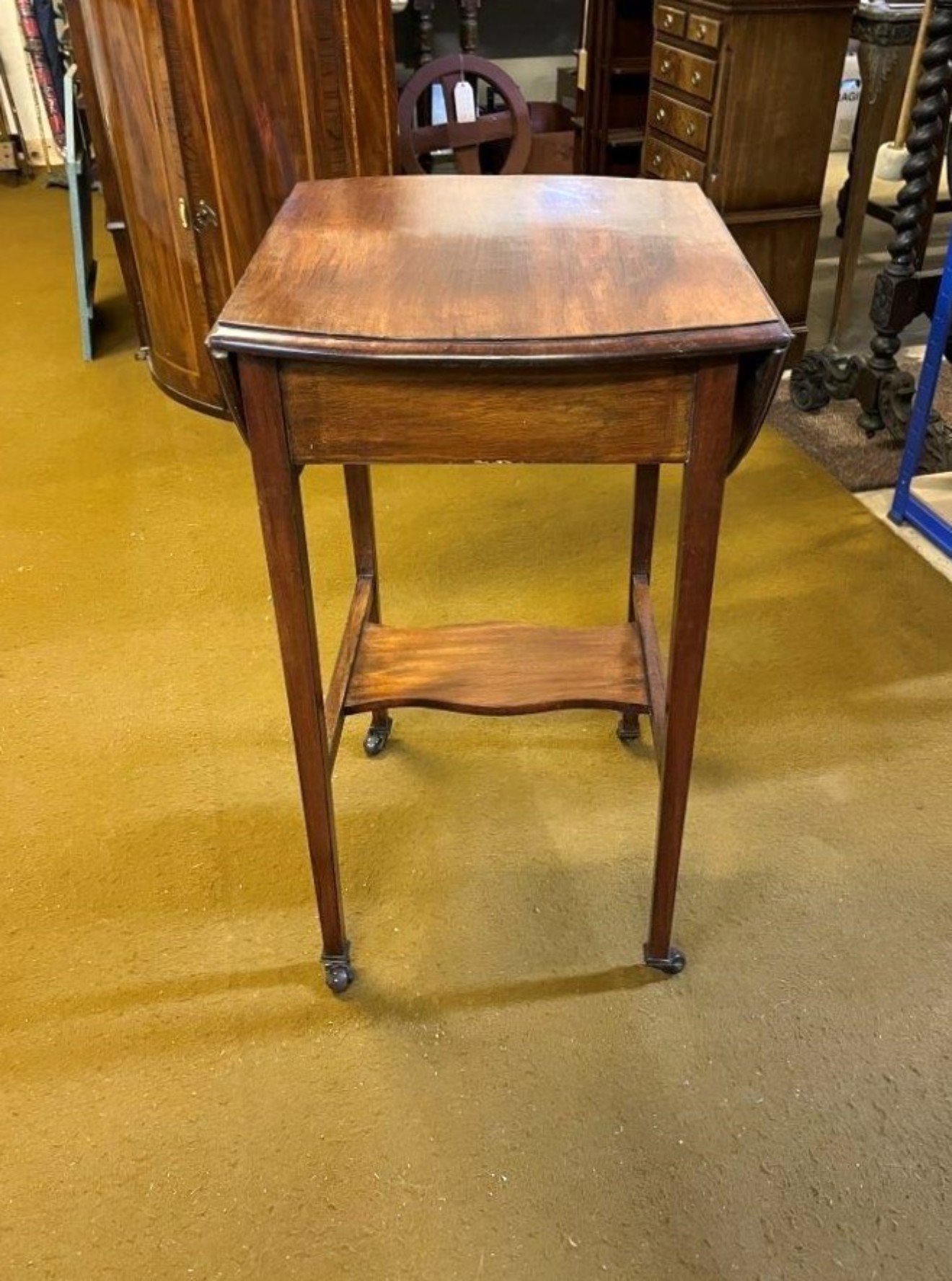 Edwardian Mahogany Oval Drop Leaf Occasional Table