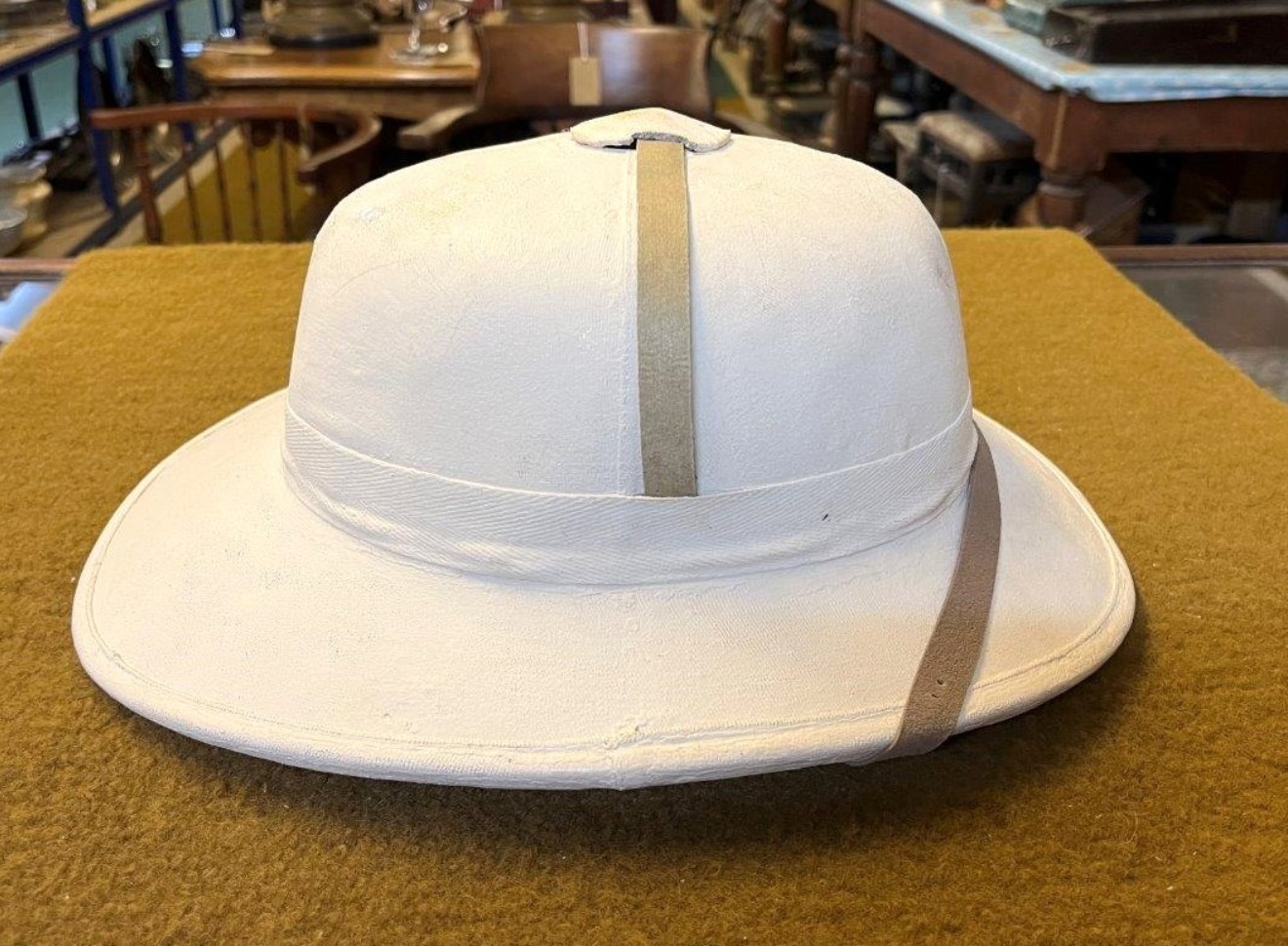 Vintage Military / Safari / Jungle Pith Helmet