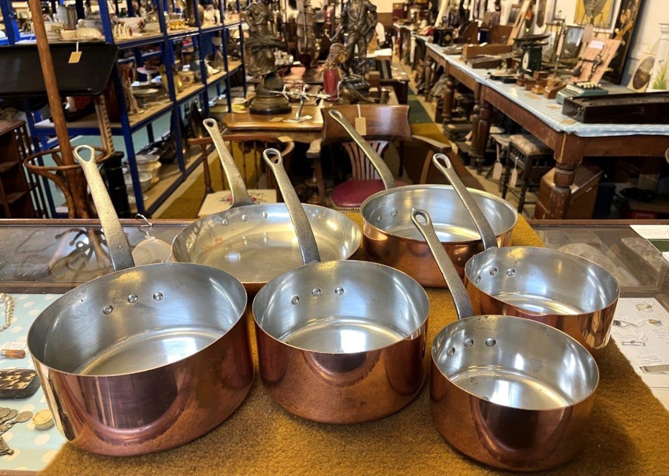 Vintage Set of 6 French Copper Graduated Cooking Pots and Frying Pan with Cast Iron Handles