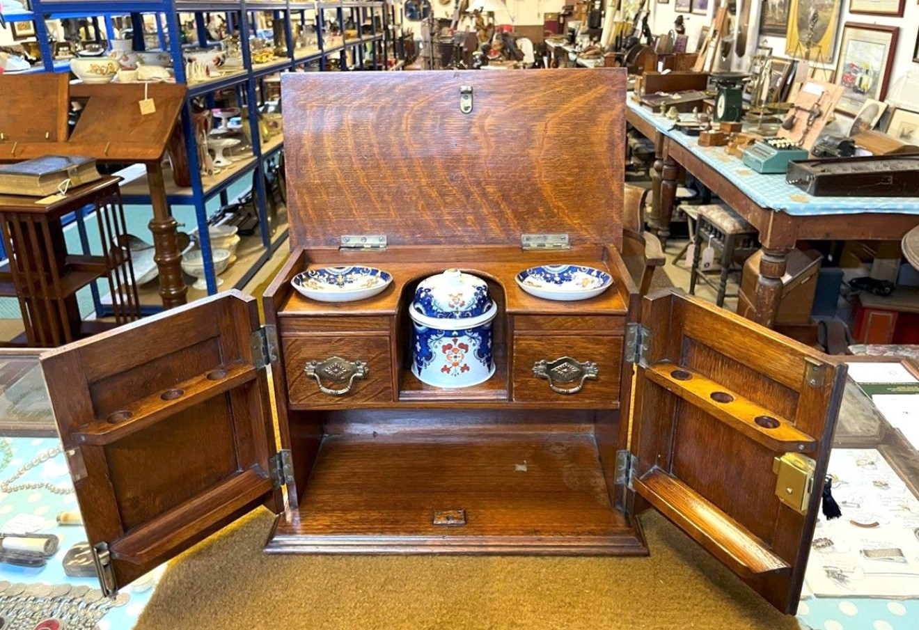 Edwardian Oak Smoker's Cabinet with Ornate Carved Door Panels and Original Ceramic Tobacco Jar and Dishes b