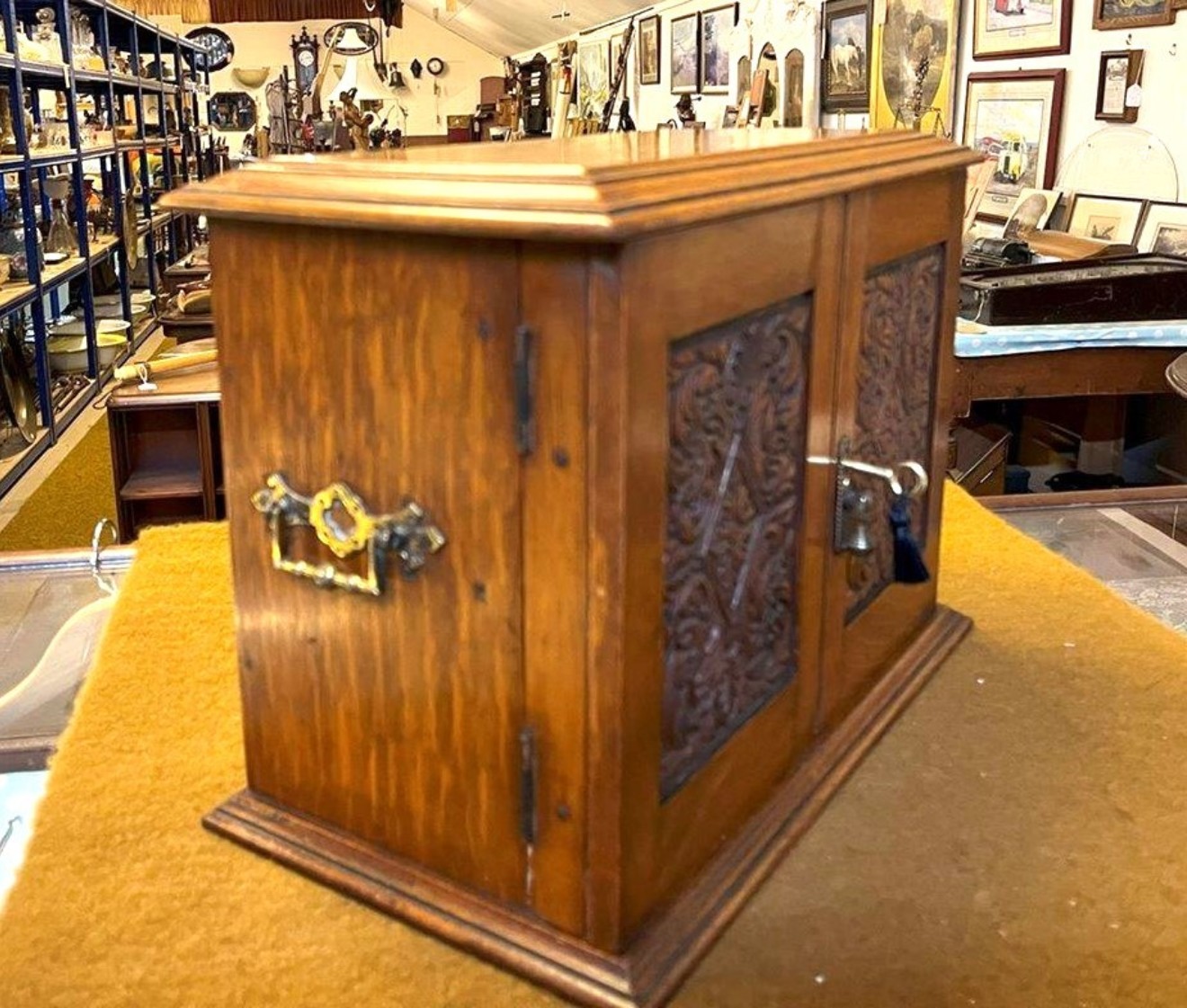 Edwardian Oak Smoker's Cabinet with Ornate Carved Door Panels and Original Ceramic Tobacco Jar and Dishes b