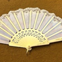 Vintage Spanish Fan Bullfighter Design