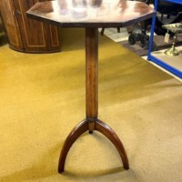 Regency Octagonal Figured Mahogany Tripod Wine / Lamp Table