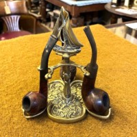 Antique Brass Desktop Pipe Stand Nautical Design complete with 3 Briar Pipes