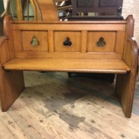 Victorian Solid Oak Church Pew with ﻿Gothic Trefoil Cutaways