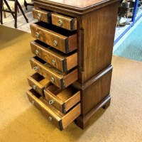 Vintage Mahogany Bevan Funnel Reprodux Chest of Drawers