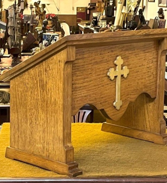 Vintage Scottish Oak Church Bible Stand / Book Rest