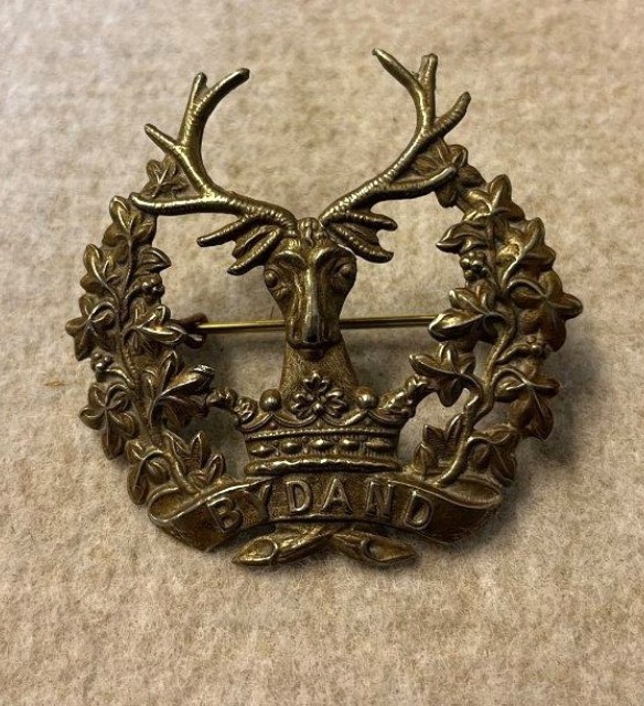 Gordon Highlanders "Bydand" Cap Badge