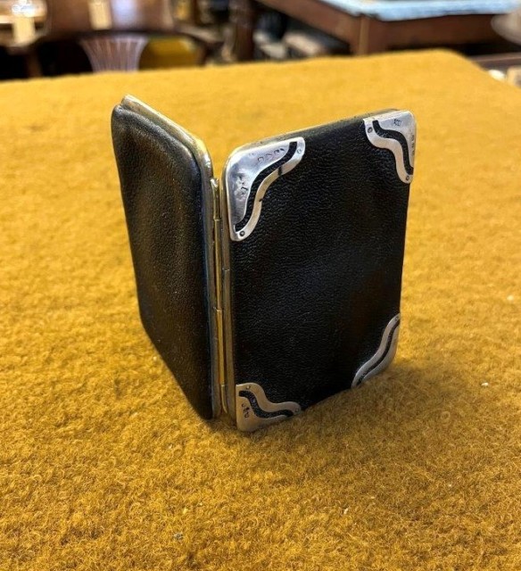 Victorian Leather Purse with Sterling Silver Mounts